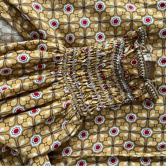 Mac Studio Ruffle Tiered Shift Dress - Picture 8 of 8